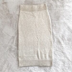 H&M Skirt Knit Cream Size XS
